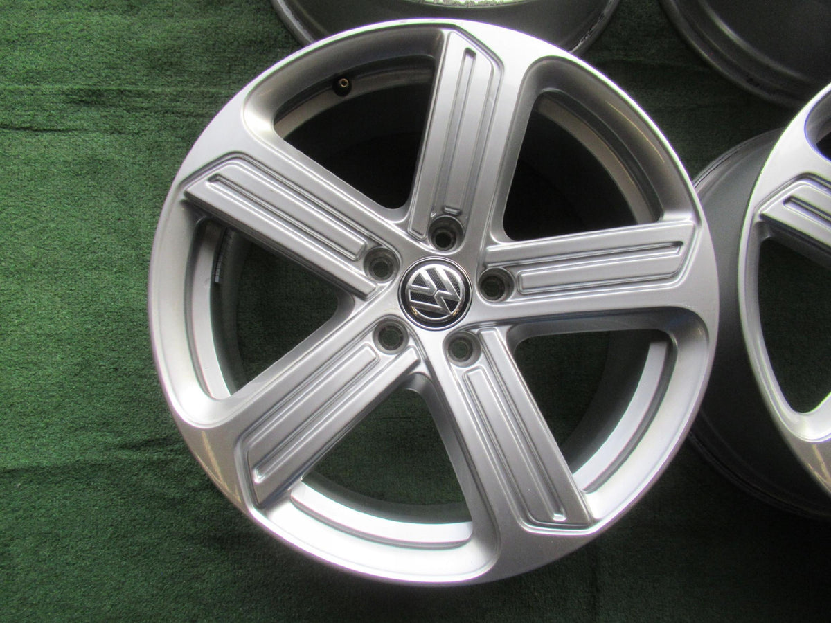Volkswagen Golf R 18″ – 5G0601025BK – 4 fælge uden dæk – foto 4