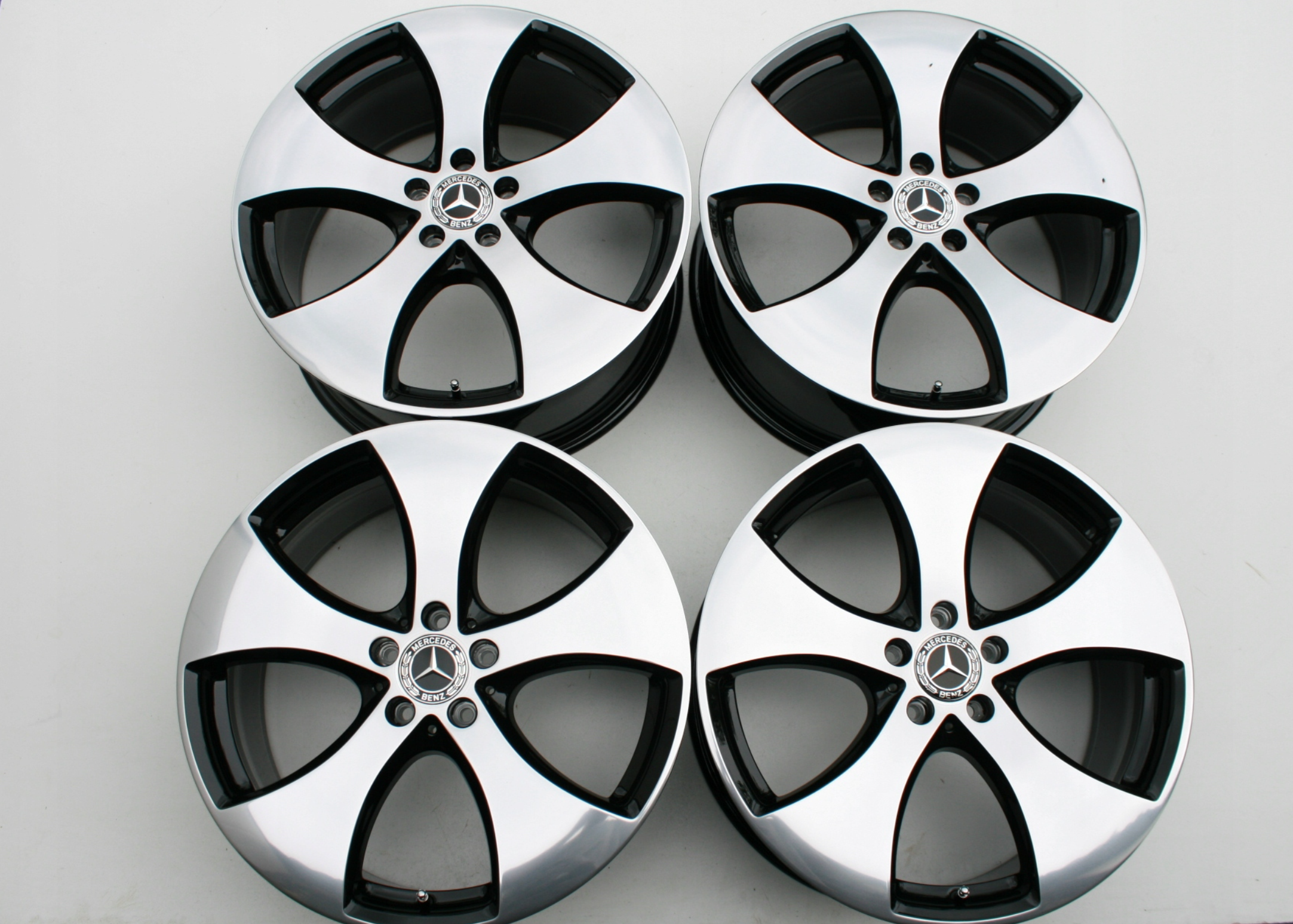 Mercedes 20"