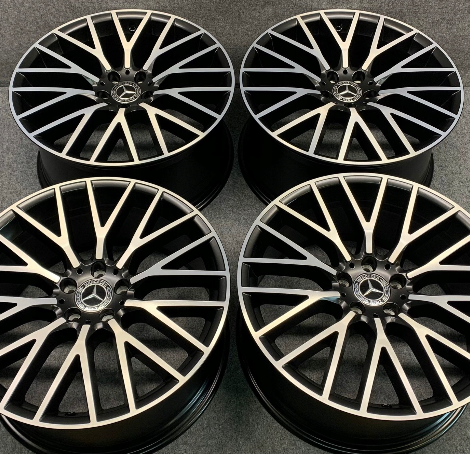 Mercedes 20"