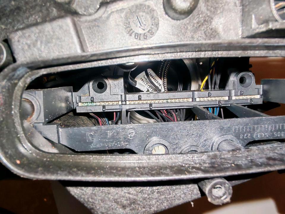 BMW F32 før LCI – venstre bi-xenon AHL-forlygte uden styreenheder – originalfoto 3 af 4