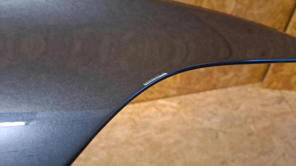BMW X5 G05 – højre forskærm med afskrabning nederst – foto 3