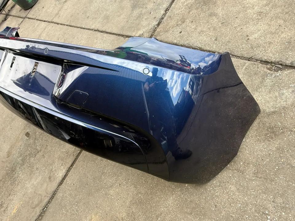 BMW F20/F21 før LCI – standardbagkofanger i A76 med PDC og ledningsdele – konkret del, foto 4