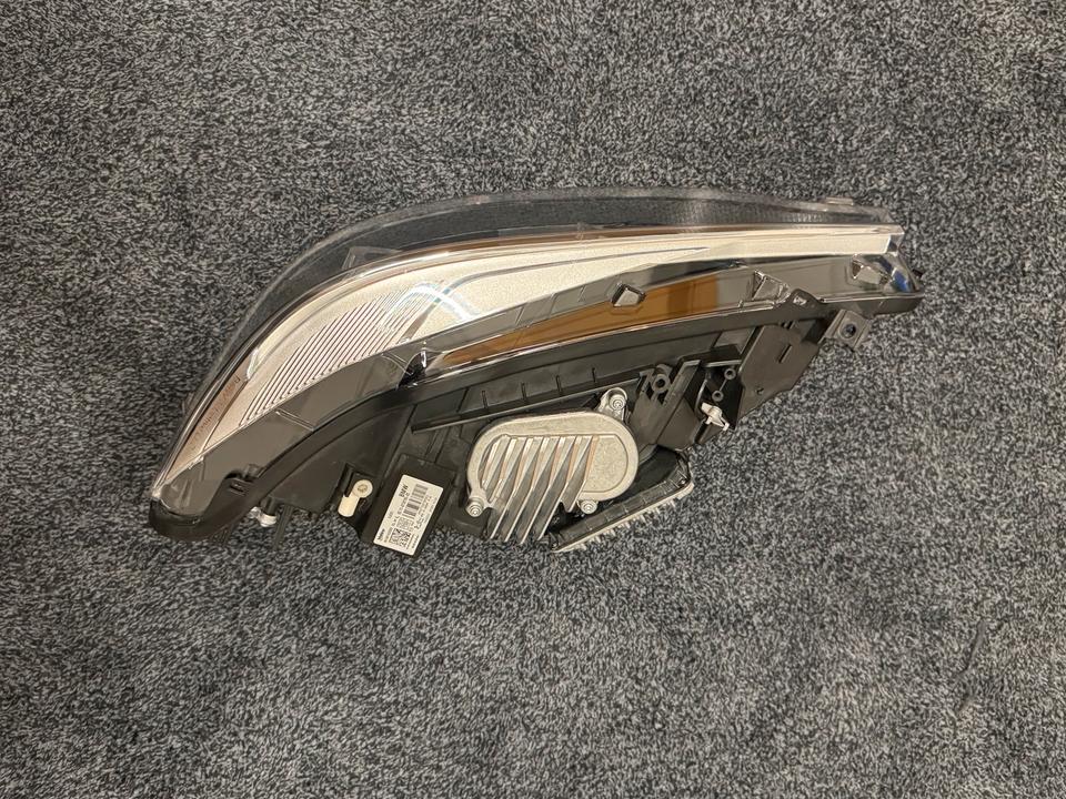 BMW F32 LCI – adaptivt LED-forlygtesæt, 8738705/7498920 LHD – originalfoto 8 af 13
