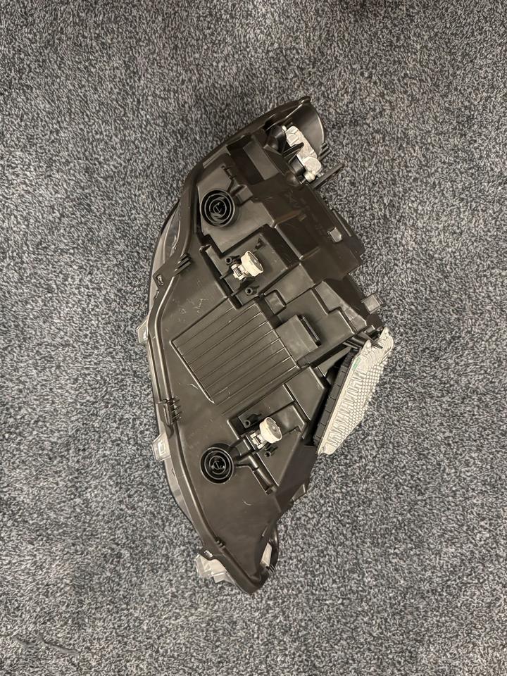 BMW F32 LCI – adaptivt LED-forlygtesæt, 8738705/7498920 LHD – originalfoto 10 af 13