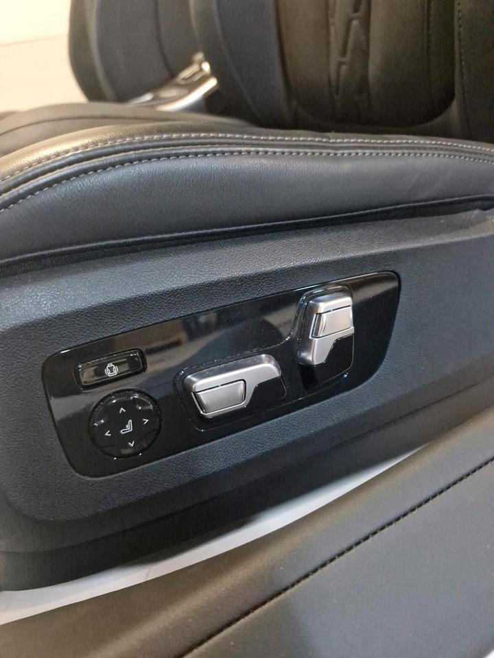 BMW X5 G05 LCI – sort Individual komfortinteriør, uden airbags og seler – foto 2