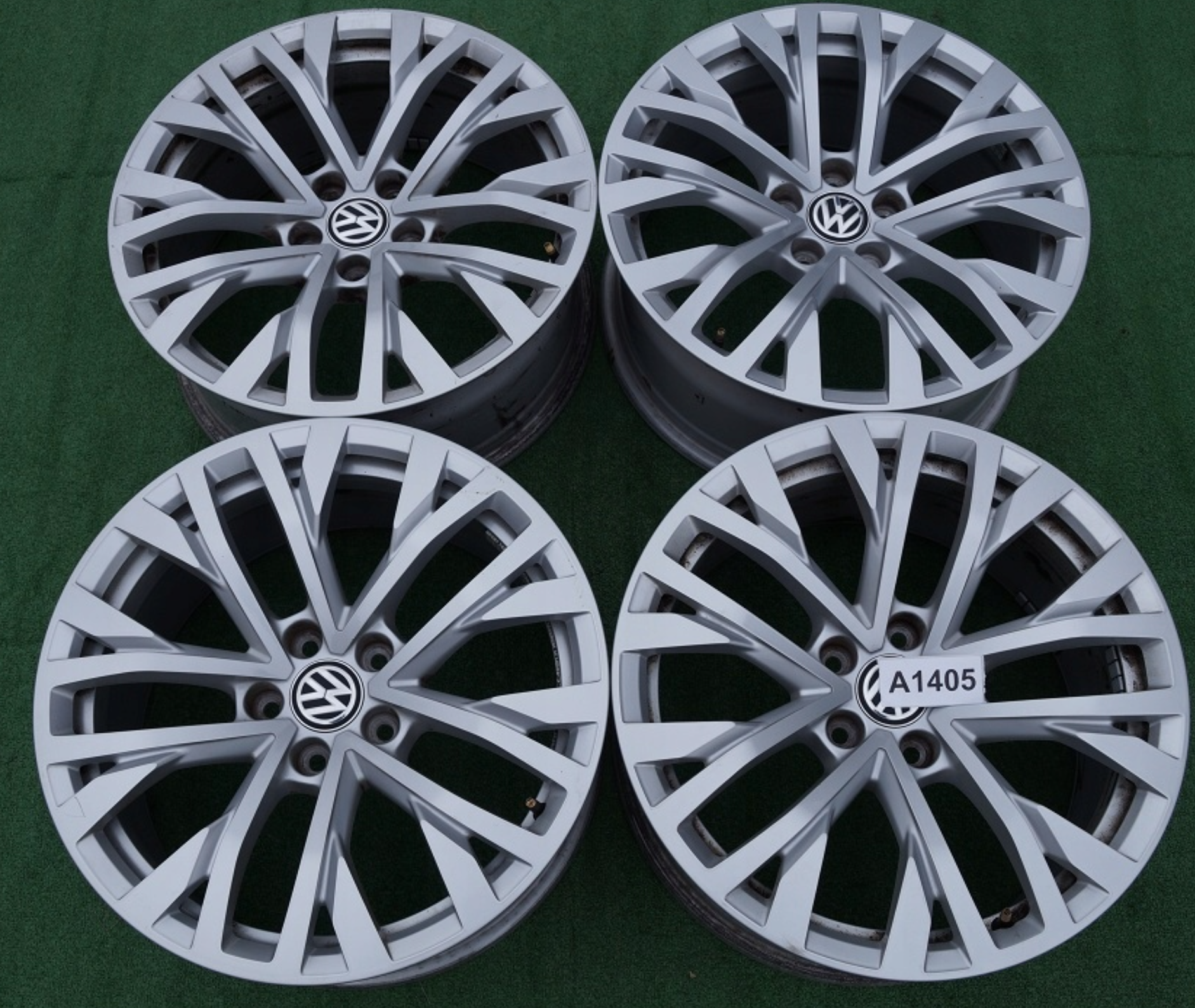 VW 18" CASCADE