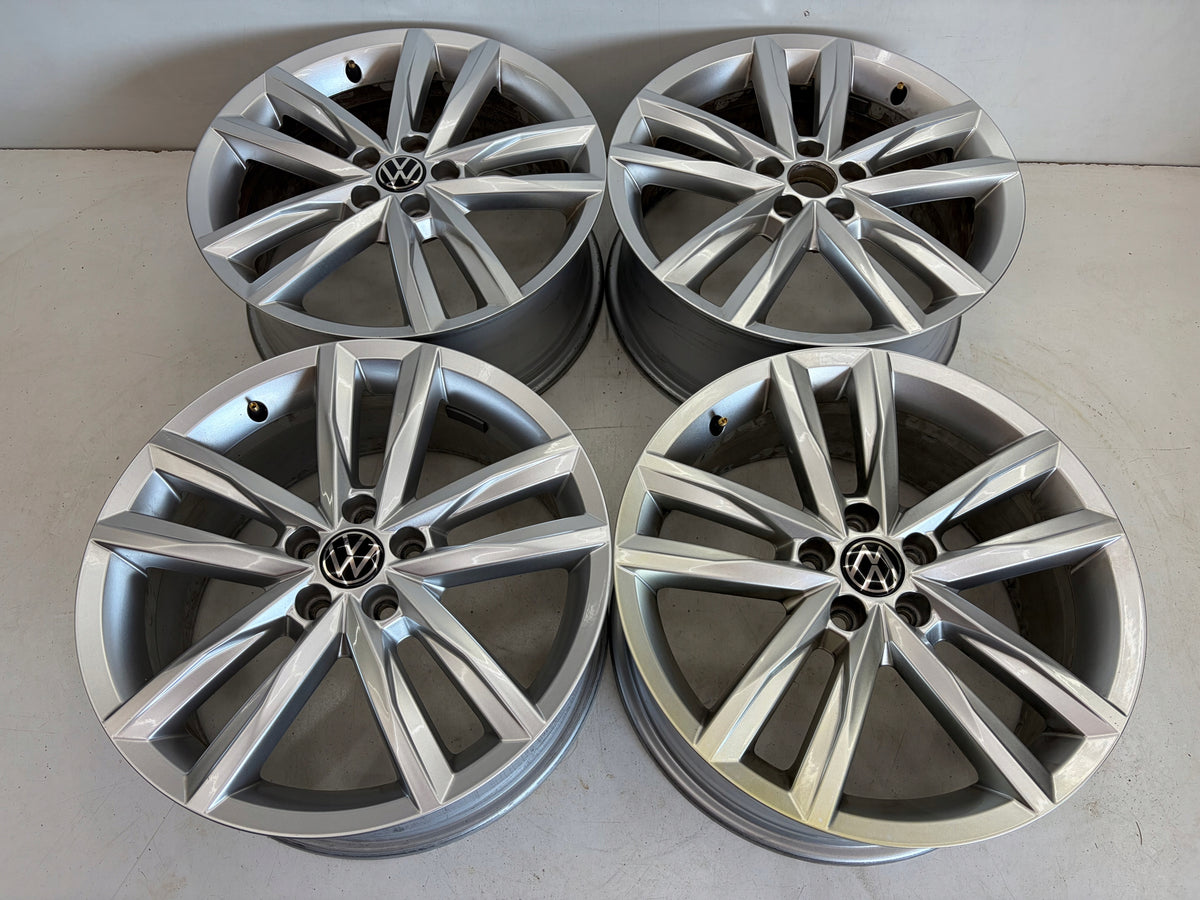 Volkswagen Polo 17″ – 2G0601025B – 4 fælge uden dæk – foto 2