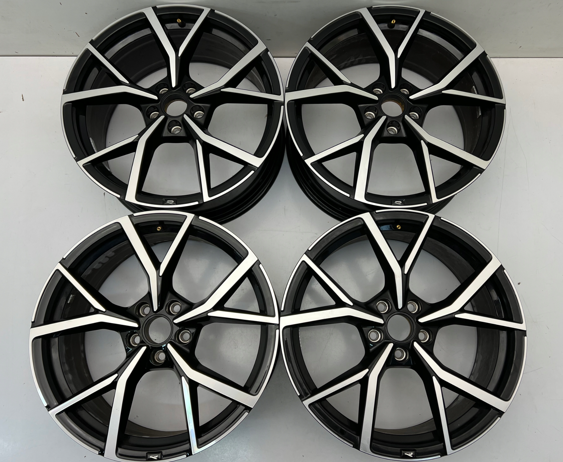 VW 19" ESTROLI