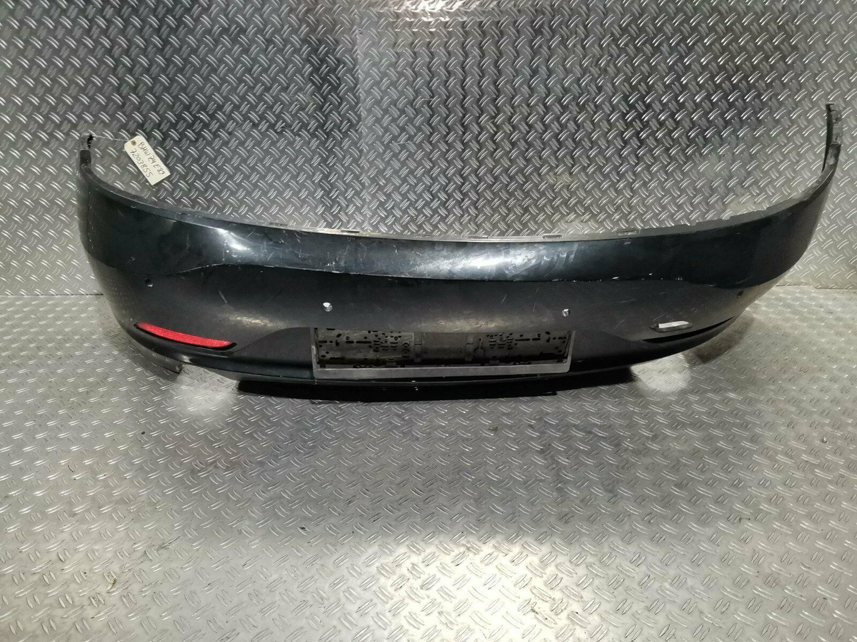 BMW Z4 E89 – standard bagkofanger med PDC-huller og skader