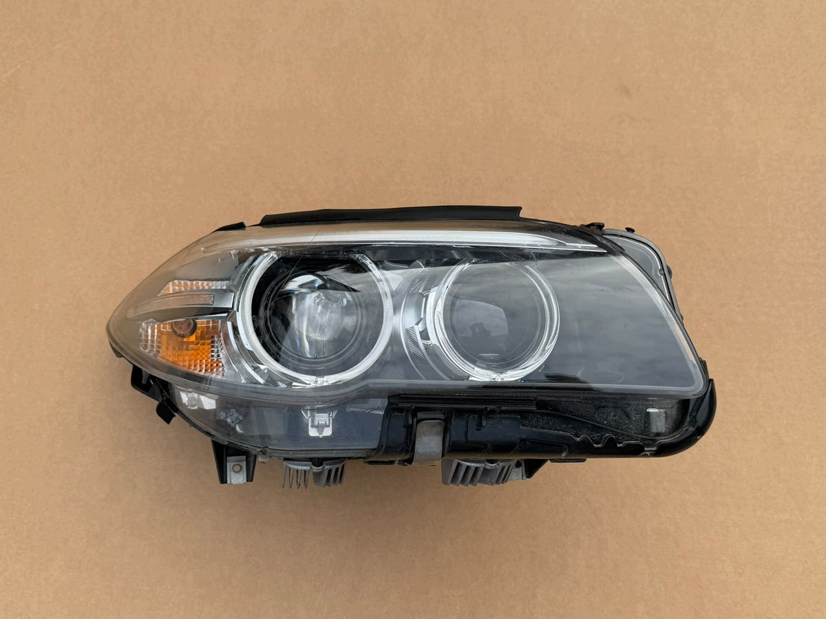 BMW F10/F11 LCI højre bi-xenon-forlygte – EU, ikke-adaptiv, 7317132-10 med moduler – originalt foto 2