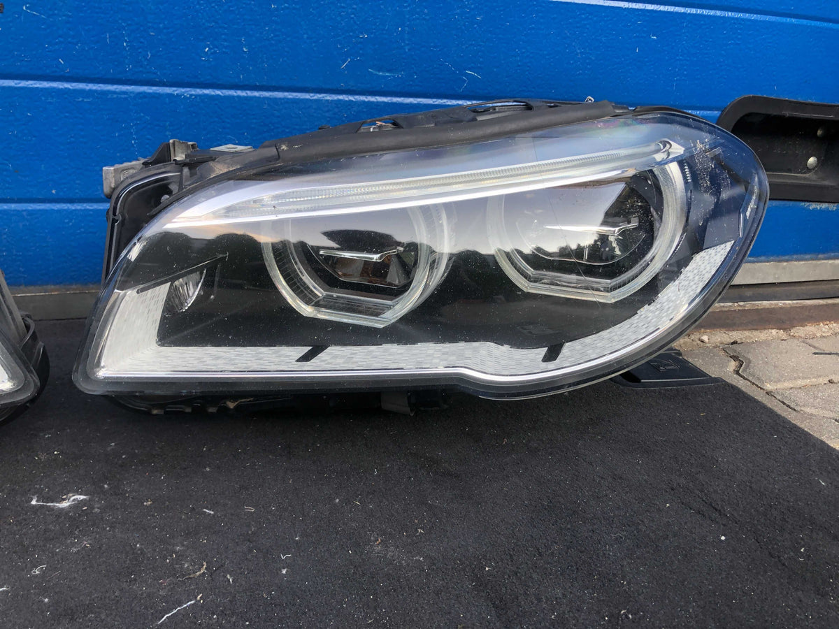 BMW F10/F11 LCI venstre Adaptive LED-forlygte – EU, 7424145-01 uden udstyr