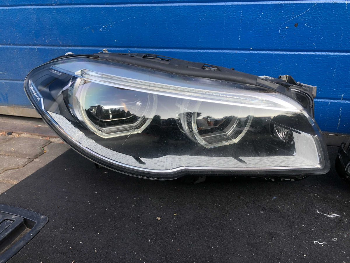 BMW F10/F11 LCI højre Adaptive LED-forlygte – EU, 7424146-01 uden udstyr