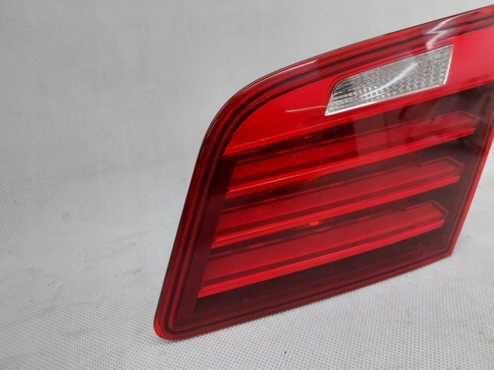 BMW F10 Sedan LCI højre indvendig LED-baglygte – EU, 63217306164 – originalfoto 2; stand og OEM-mærkning bevaret