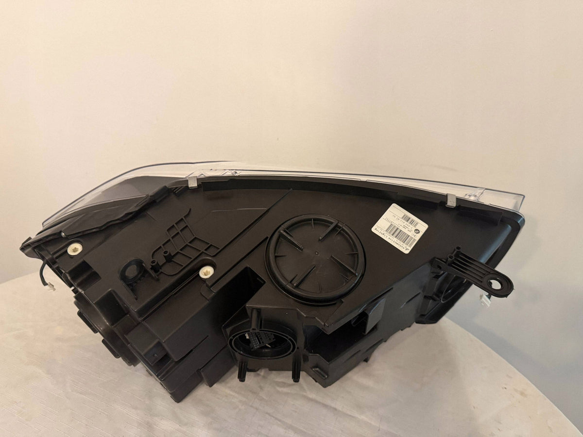 BMW F15/F16 adaptiv Full LED forlygte venstre – bagside og OEM-mærkning