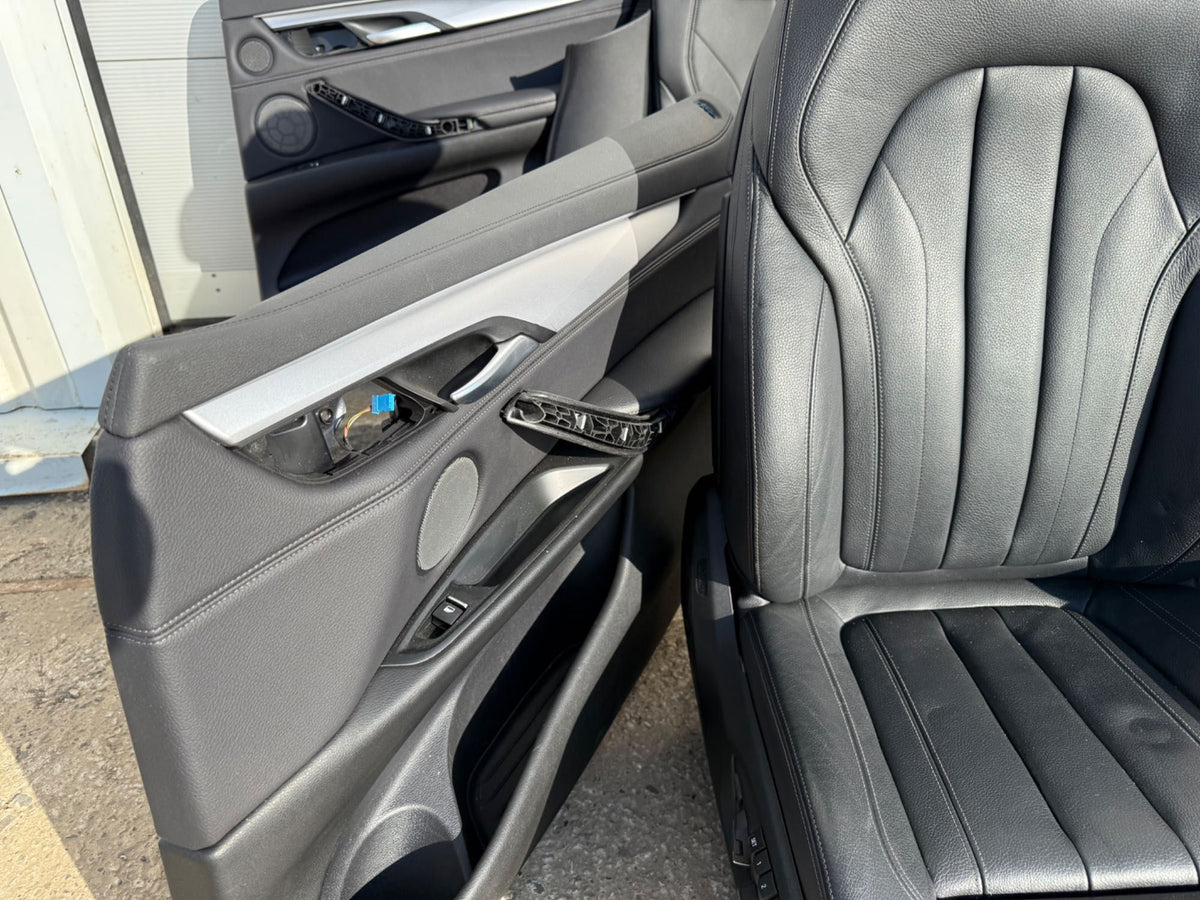 BMW X6 F16 sort comfort-forsæde og dørbeklædning – konkret brugt stand