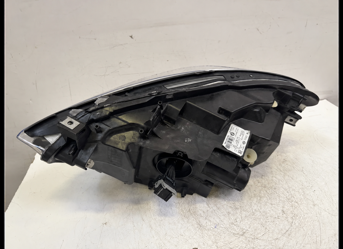 BMW F20/F21 LCI – højre ikke-adaptiv LED-forlygte EU, 7435778-02, uden moduler – dokumentationsfoto 2