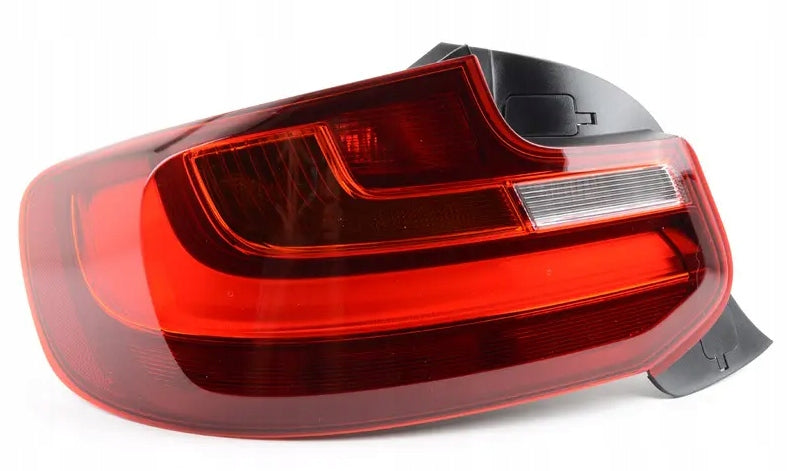 BMW F22/F23/F87 pre-LCI – original EU-baglygte, venstre eller højre, OE 63214818177/178
