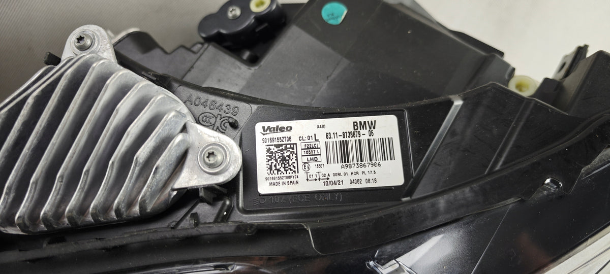 BMW F22 F23 LCI venstre fuld-LED-forlygte BMW Valeo E9 mærkat OE 8738679