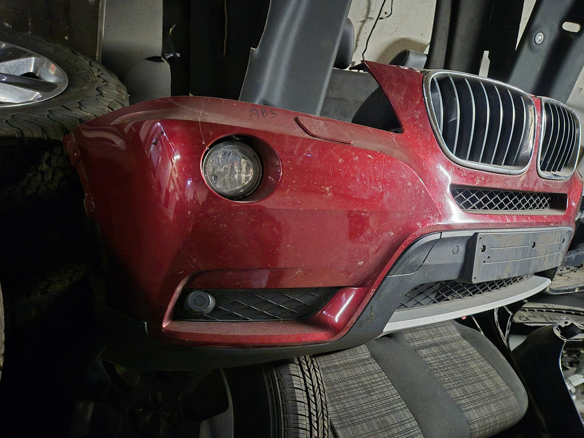 BMW X3 F25 – standard forkofanger med grill og tågelygter, A83 – med slid – foto 3 af den konkrete vare