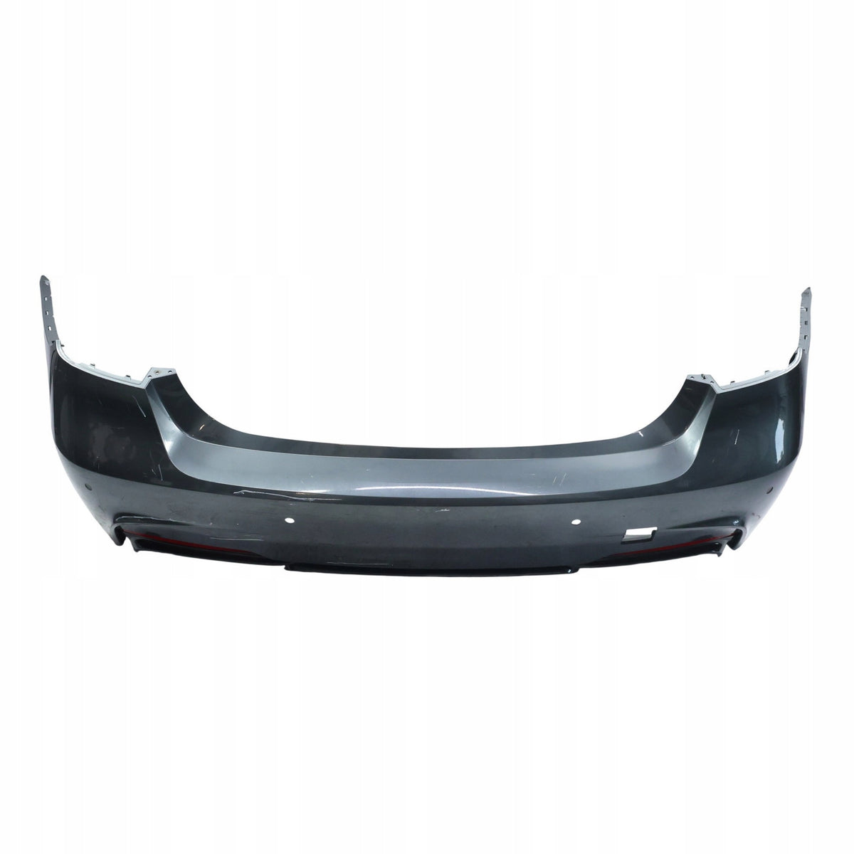 BMW F30 M-Sport bagkofanger – B39, 4 PDC-huller og reflektorer, til reparation