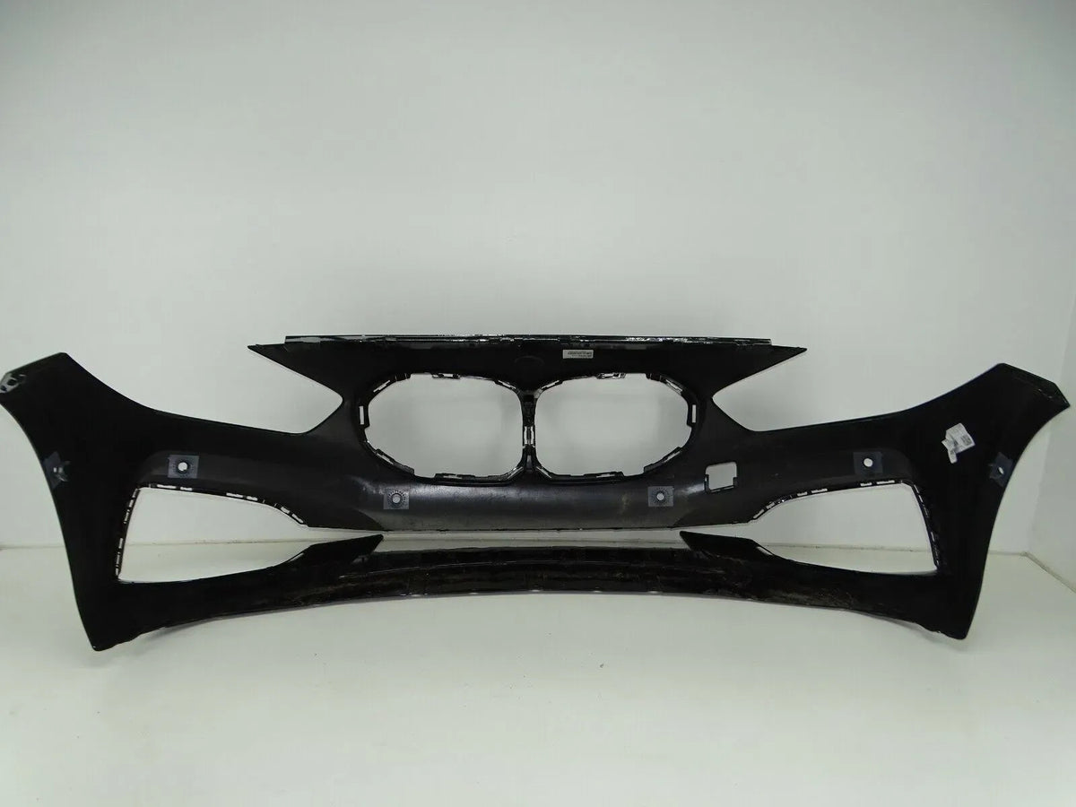 BMW F40 standard – frontkofangerbeklædning, 6 PDC/PMA-åbninger, 51117459708 – originalfoto 10
