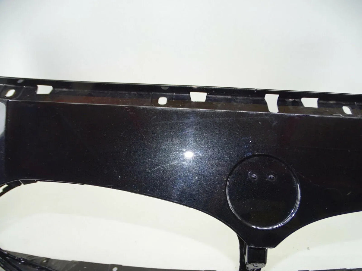 BMW F40 standard – frontkofangerbeklædning, 6 PDC/PMA-åbninger, 51117459708 – originalfoto 9