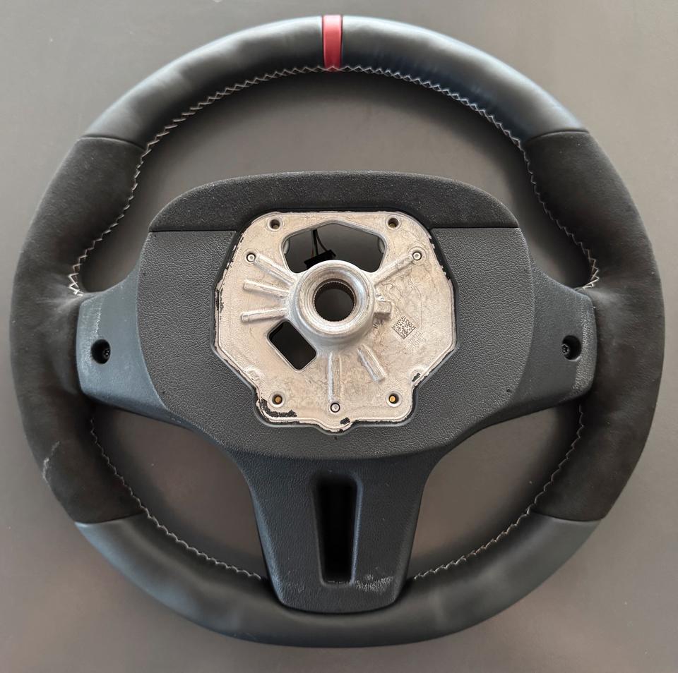 BMW F40 M Performance-rat med multifunktion – uden airbag og skiftepaler – originalfoto 5