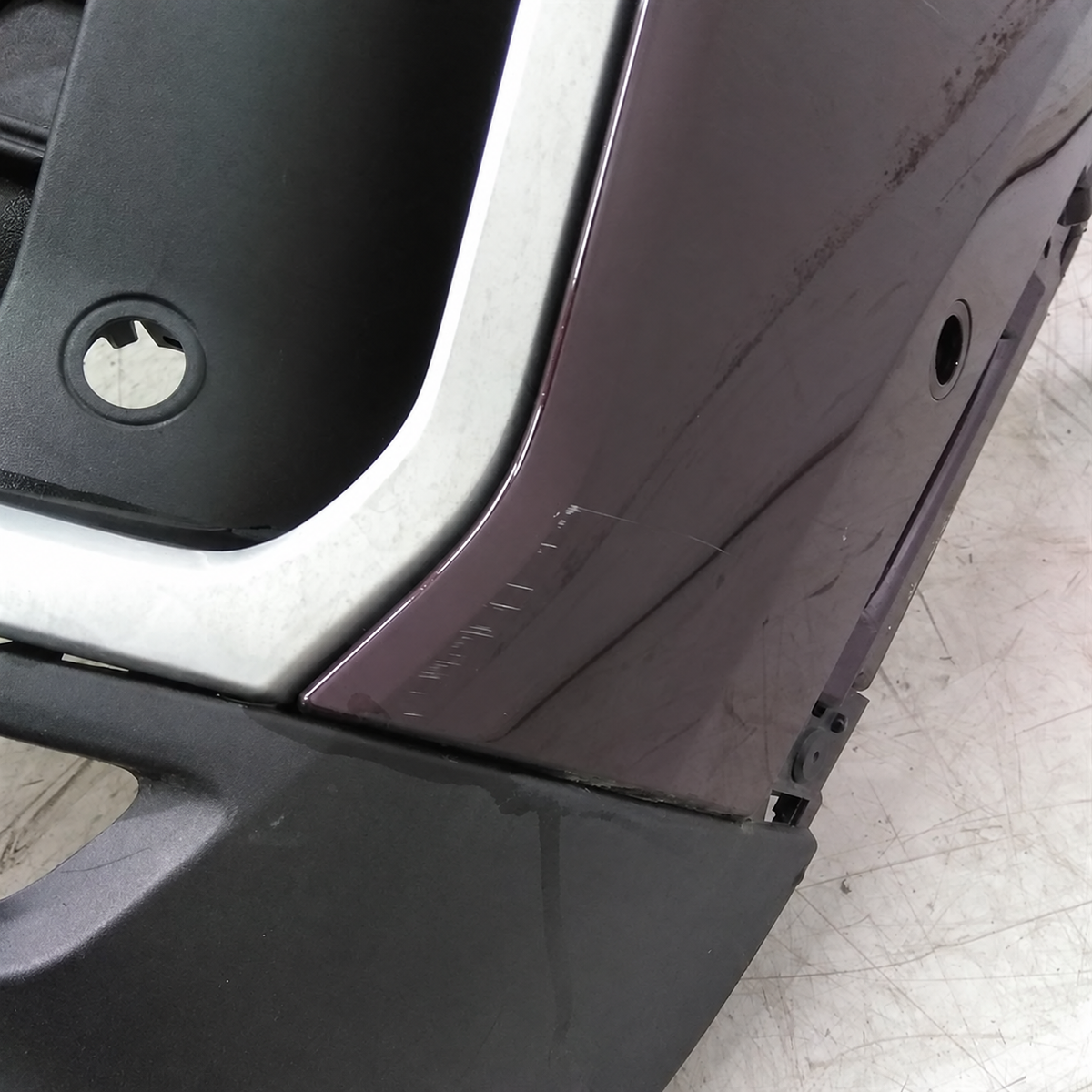 BMW G06 standardforkofanger 51119478950 – lakskader og sensorhuller