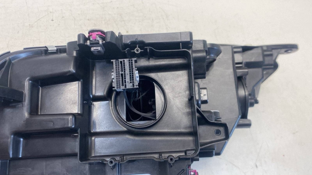 BMW Z4 G29 højre Full LED Shadowline-forlygte – OE 5B41702-01 – foto 11 af den konkrete del