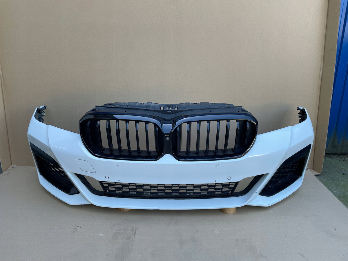 BMW G30/G31 LCI M-Sport forkofanger – A300, kamera og 6 sensorer, med skader