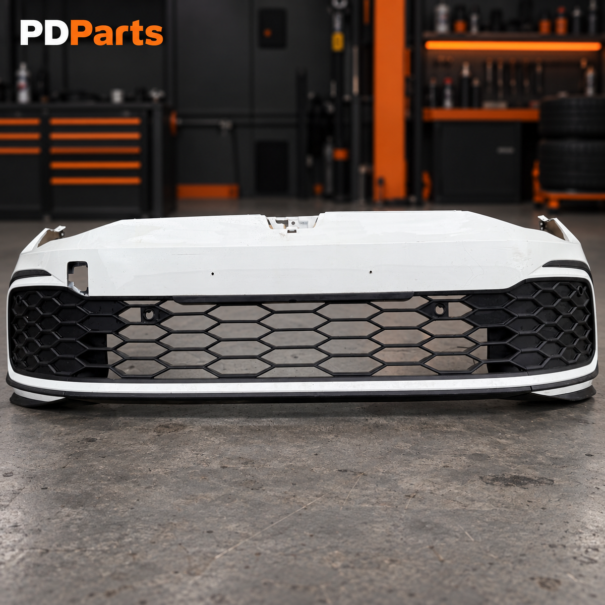 VW Golf 8 GTI forkofanger med gitre – hvid, brugt