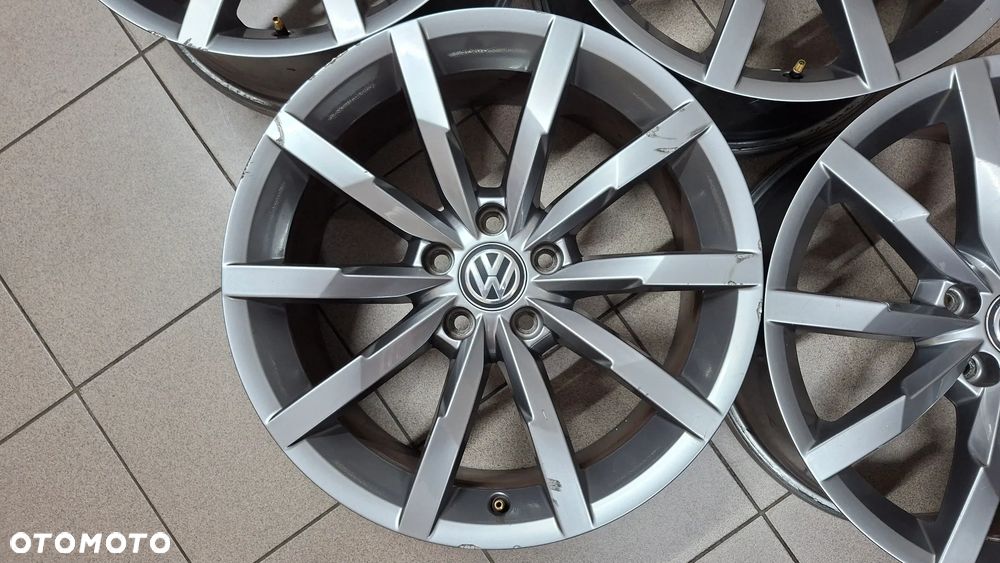 Volkswagen Monterey 18″ – 3G0601025Q – 4 fælge uden dæk – foto 2