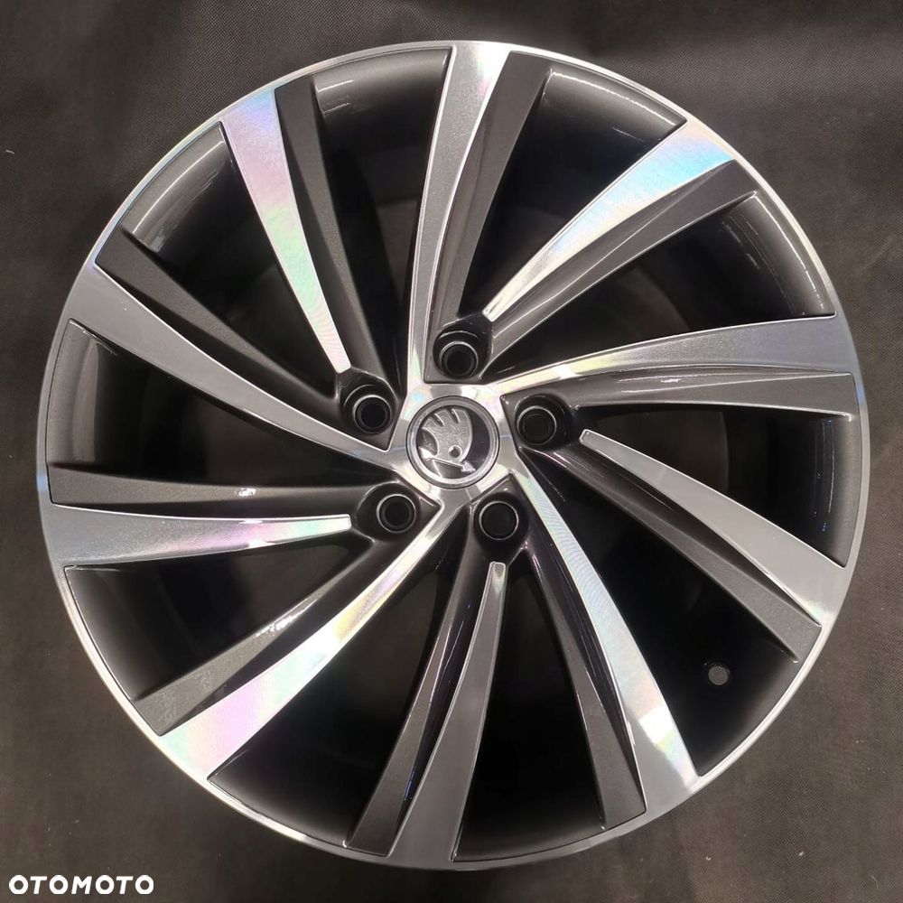 Škoda Octavia IV 18″ – 5E3601025H – 4 fælge uden dæk – foto 4