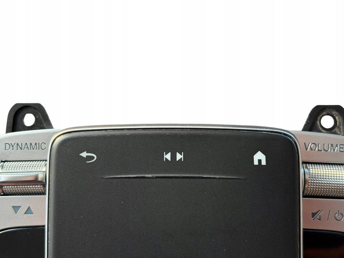 Mercedes W177 touchpad A2479004003 – nærbillede af touchflade og brugsspor