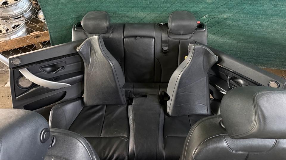 BMW F36 Gran Coupé – sorte lædersportssæder og bagsæde, oplyst med varme – foto 2