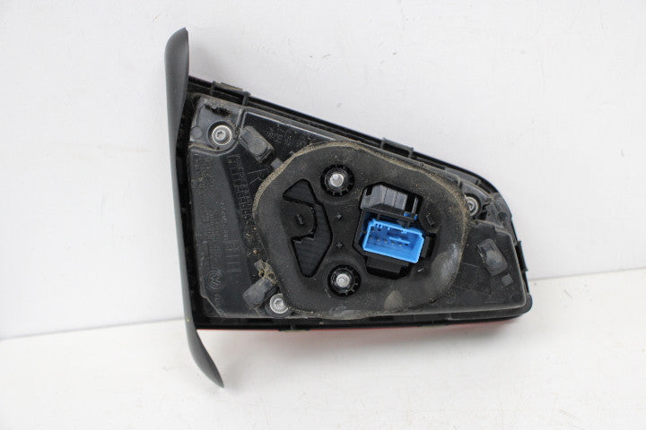VW Passat B8 sedan højre indre LED-baglygte – 3G5945308E – originalfoto 2 af den konkrete vare