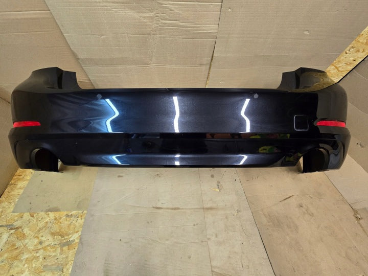 BMW 5-serie G30 sedan – standard bagkofanger, 475, 4 PDC