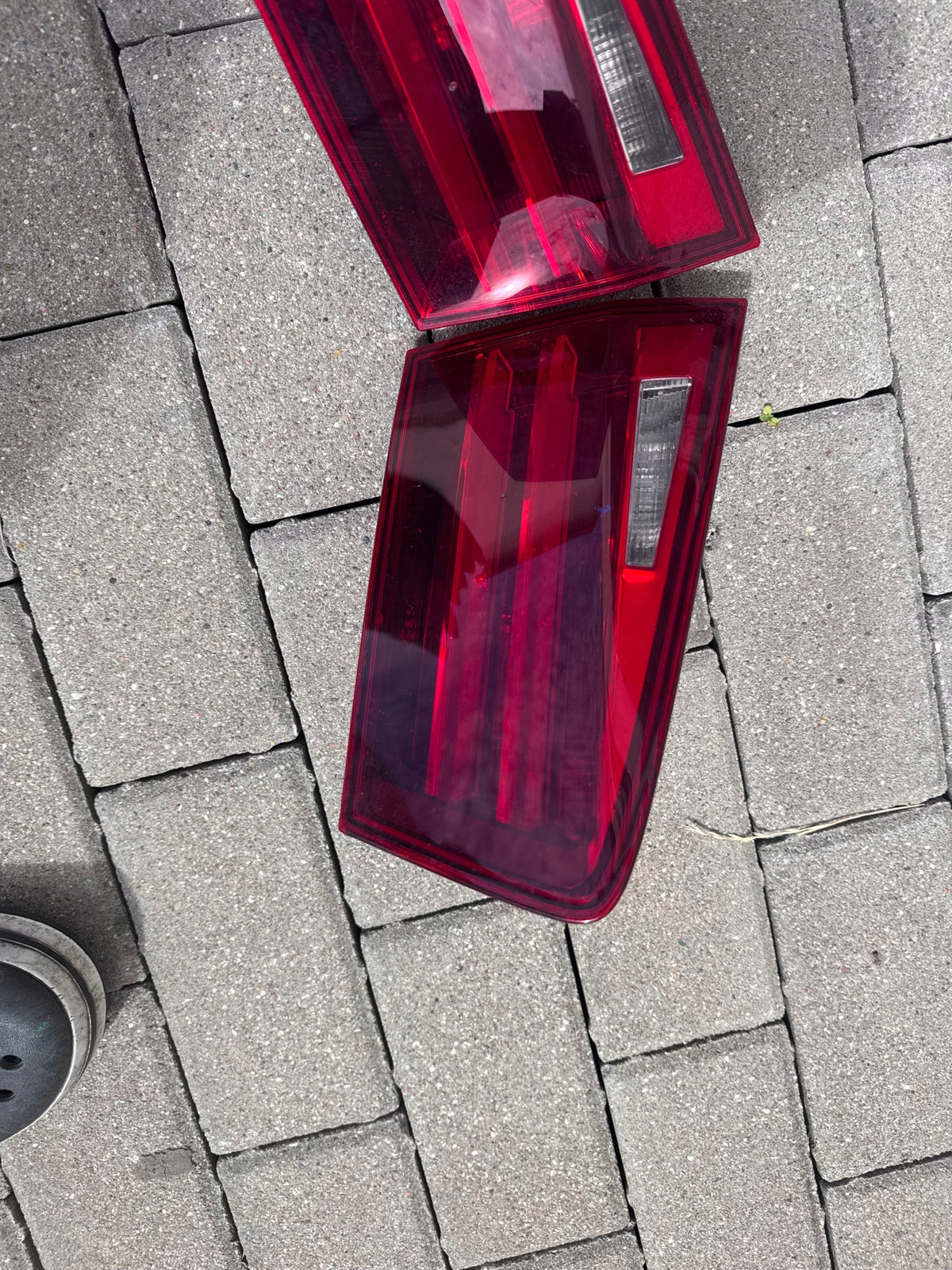 BMW F11 Touring LCI indvendige LED-baglygter EU venstre og højre – originalfoto 2