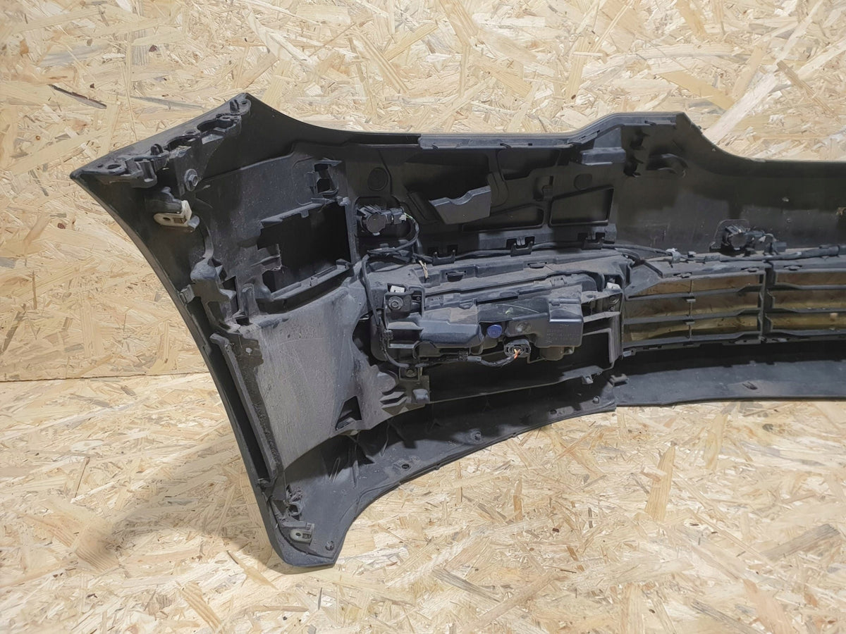 BMW 5-serie G30/G31 – standard forkofanger, A90, 4 PDC, repareret beslag – Bagside med PDC, tågelygte og ledningsnet