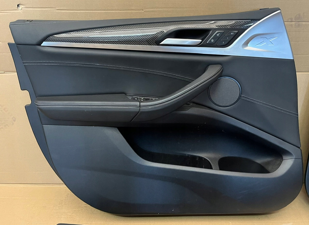 BMW X4 M F98 LCI 2024 – sort M-sædesæt med dørpaneler, konsol og modul – foto 12