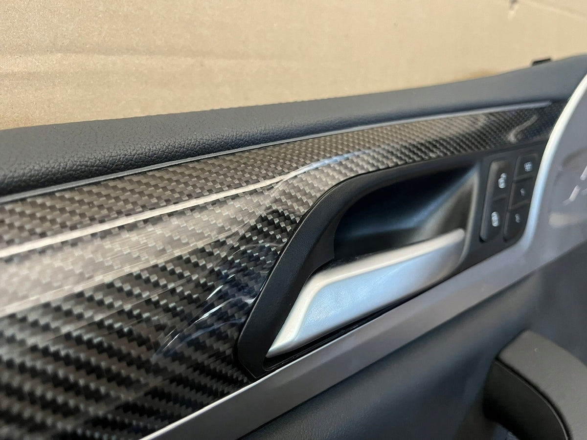 BMW X4 M F98 LCI 2024 – sort M-sædesæt med dørpaneler, konsol og modul – foto 13