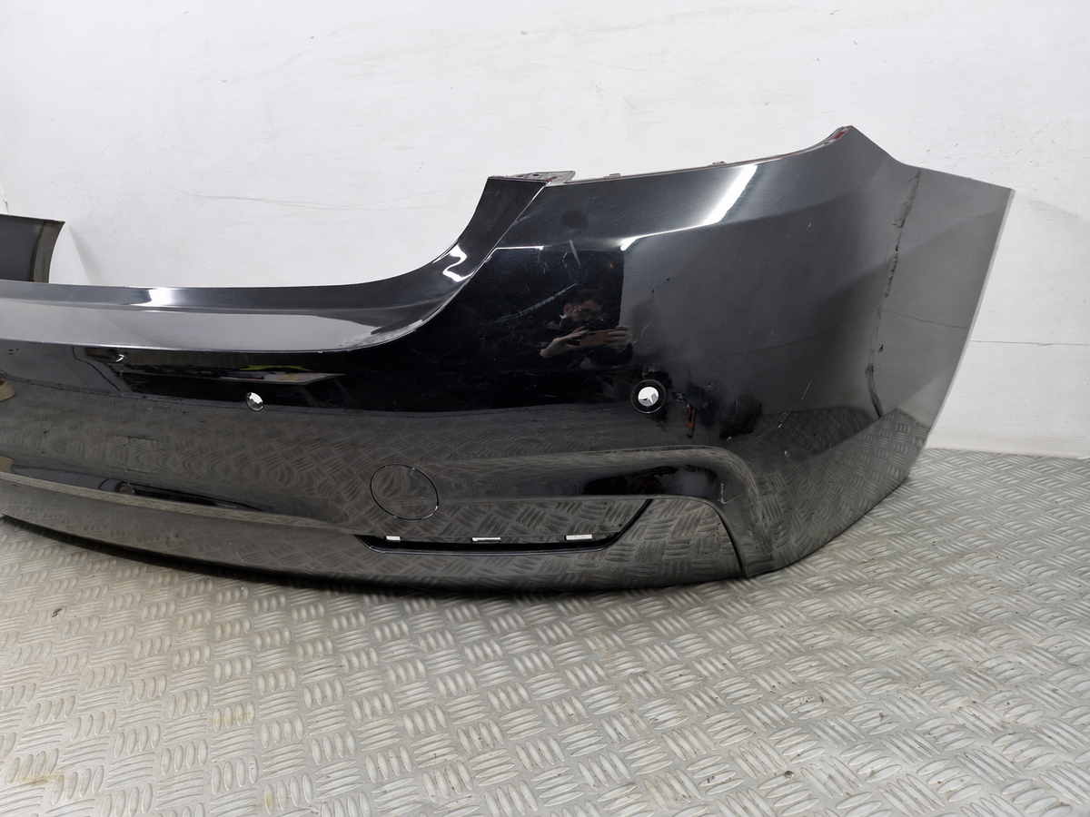 BMW F32 – sort bagkofangerskal med fire sensoråbninger – foto 2