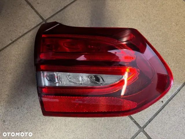 Mercedes C-Klasse S205 – venstre indre LED-baglygte, A2059065900