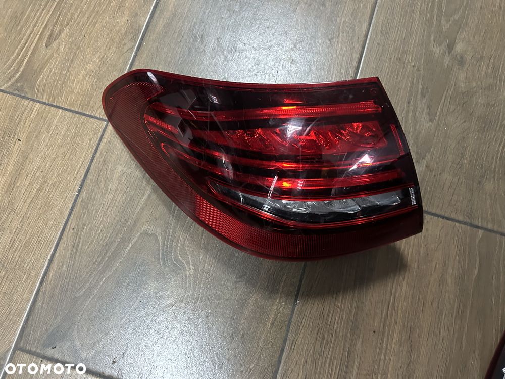 Mercedes C-Klasse S205 facelift – venstre ydre baglygte, A2059062805