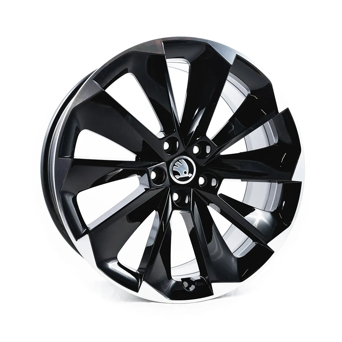 Škoda Superb III Supernova 19″ – 3V0601025S – 4 fælge uden dæk