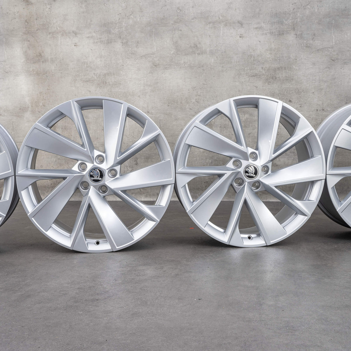 Škoda Enyaq Vega 20″ originale fælge – sæt med 4