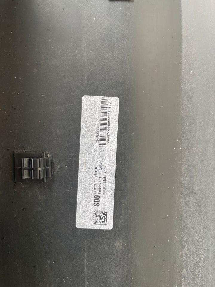 BMW G21 Touring før LCI – sort bagkofangerskal 7428002 med ridser – foto 5