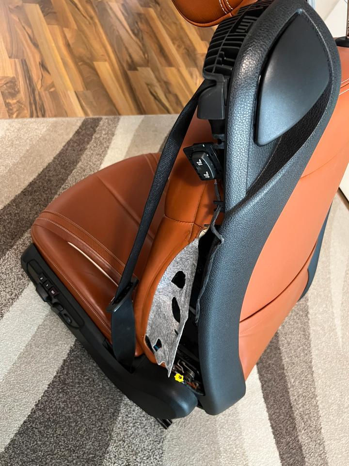 BMW F33 Cabriolet – annonceret par gulbrune læderforsæder med el/memory, uden airbags – foto 8 af 9
