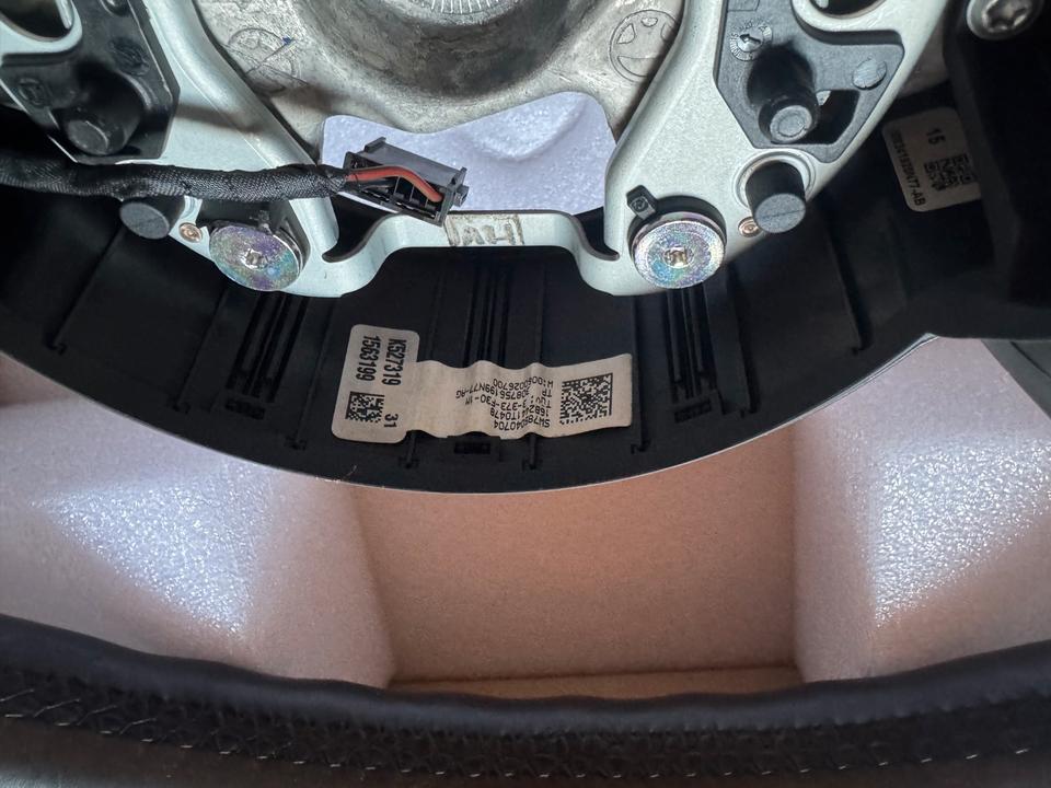 BMW F32 – M-sportsrat med annonceret ratvarme, uden airbag og skiftepaler – foto 5 af 5