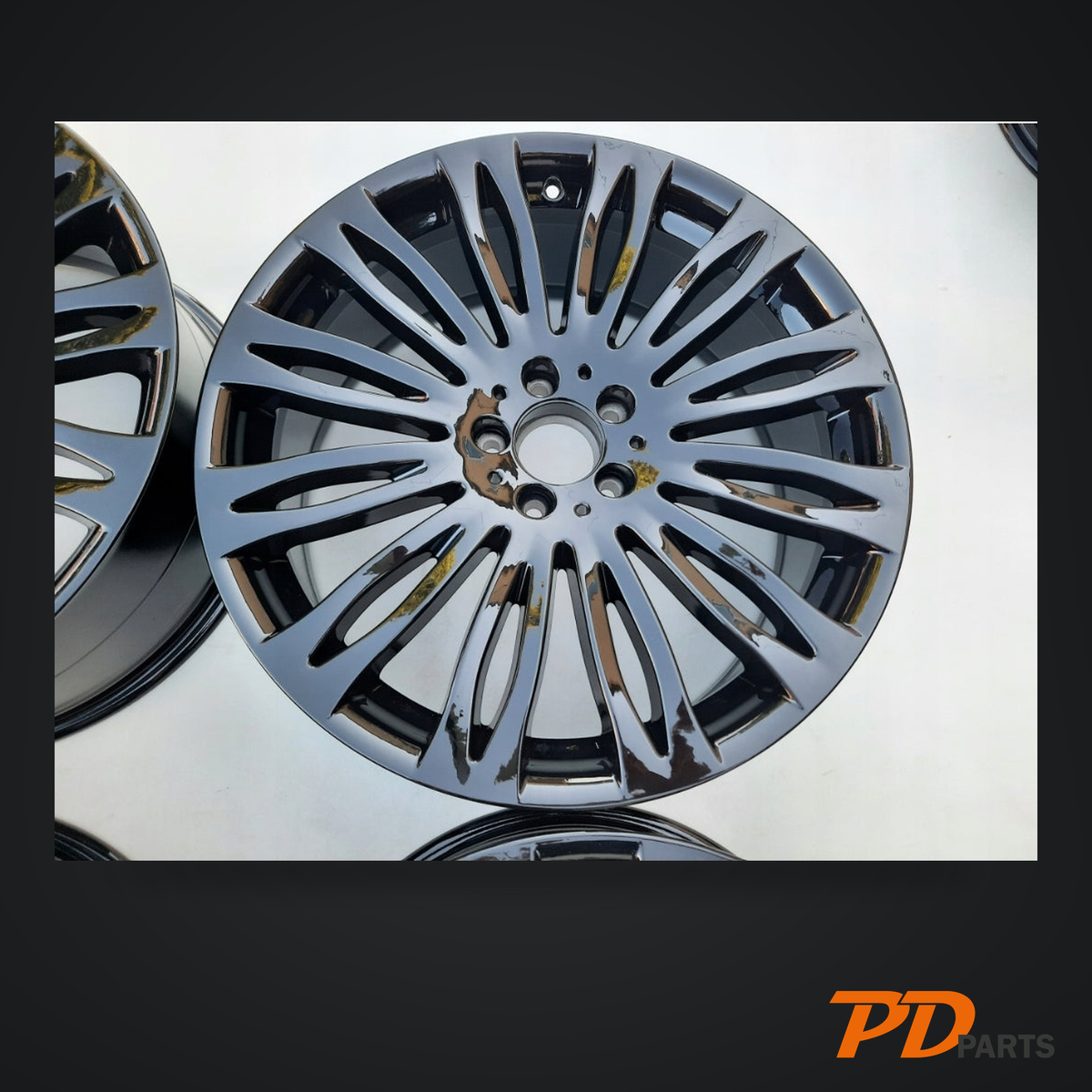 MERCEDES 20"